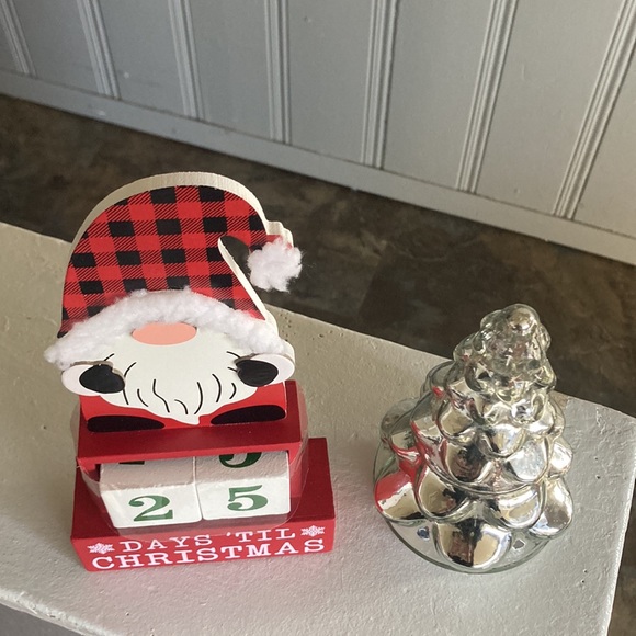 NWT Wooden Santa Gnome Days To Christmas Wooden Block Counter Decoration Set - Picture 9 of 11